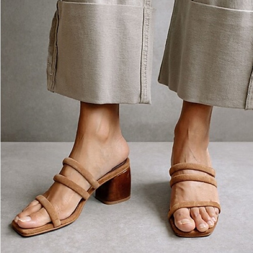 Aloha’s Indians Tan Suede Heeled Sandals